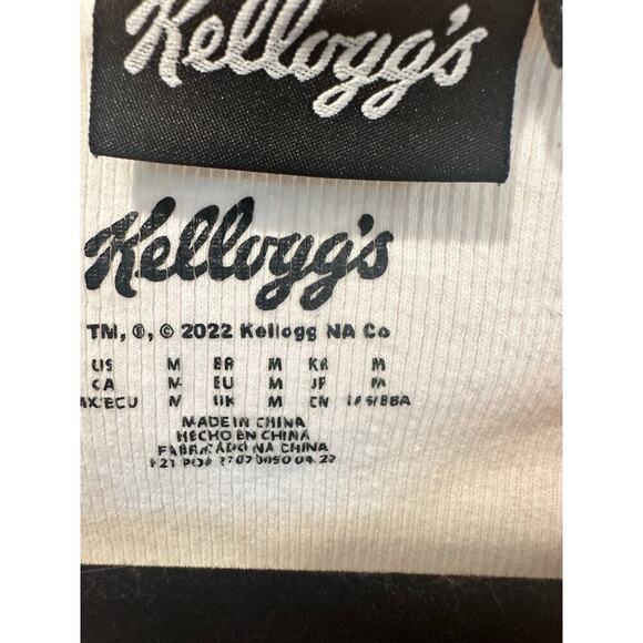 Kelloggs Frosted Flakes tank cereal brand medium - Picture 3 of 5